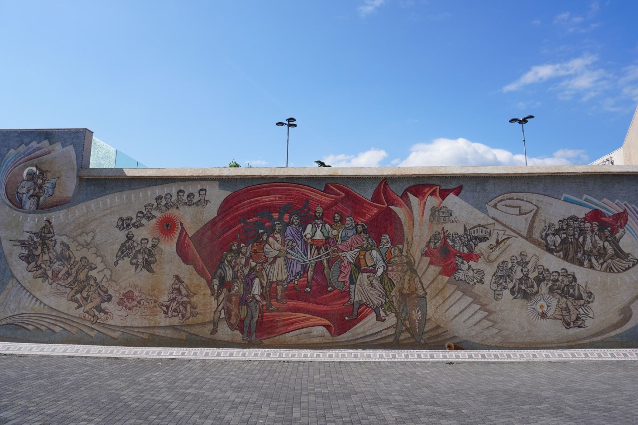 Nordmakedonien: Den albanske Skanderbeg Plads i Skopje