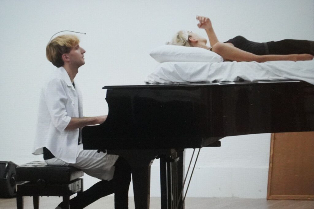 Cyborg - Neil Harbisson og Moon Ribas