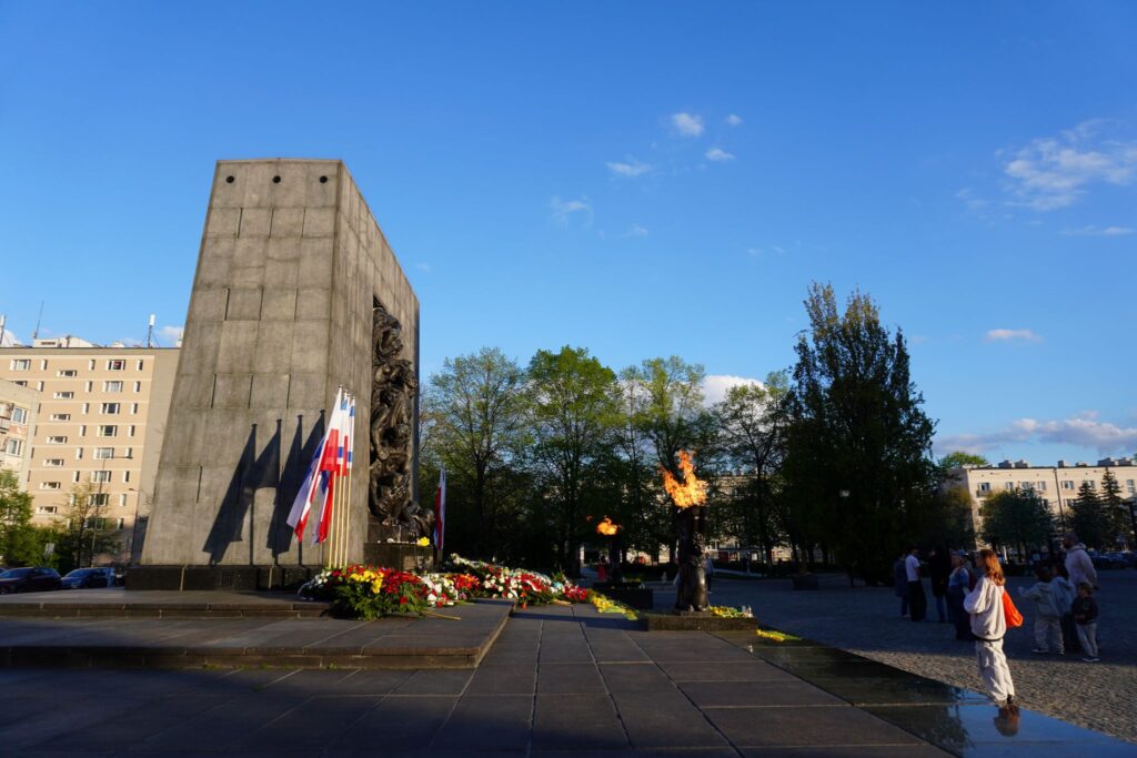 Monumentet for Den Jødiske Ghetto Opstand i Warszawa
