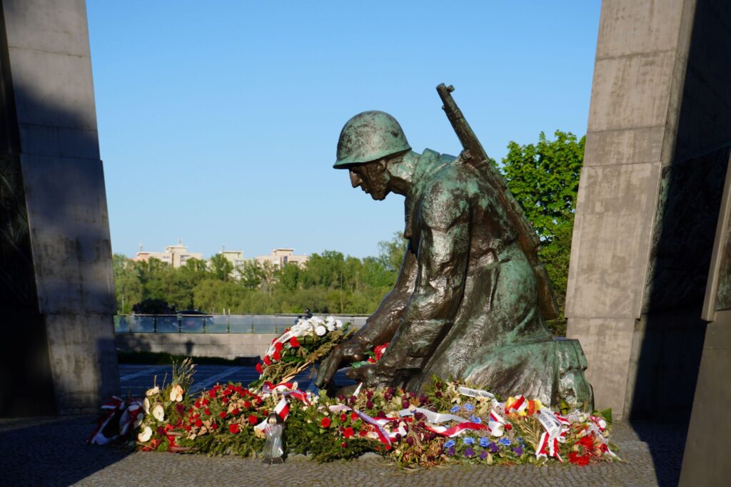 Monumentet til ære for ingeniørtropperne i Warszawa