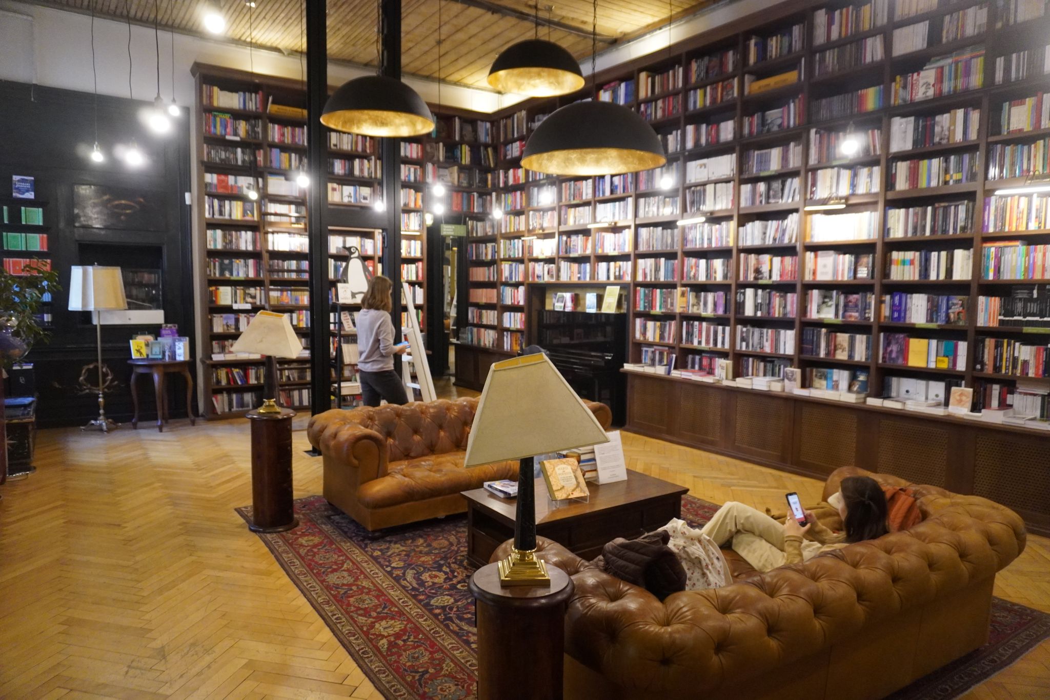 Rumænien: Cărturești Verona boghandlen i Bukarest