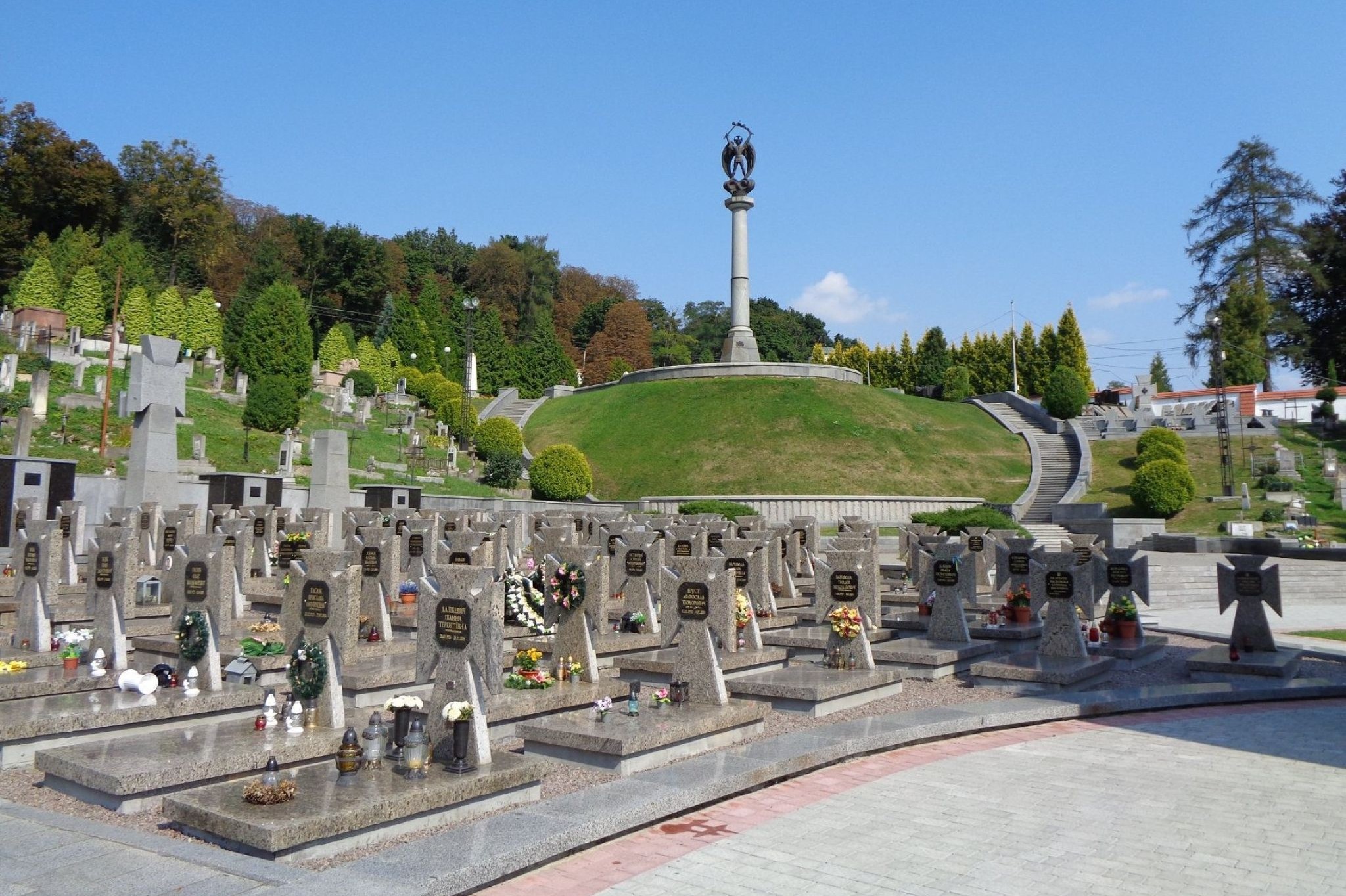 Ukraine: Den kunstneriske nekropol i Lviv – Lychakiv Kirkegården