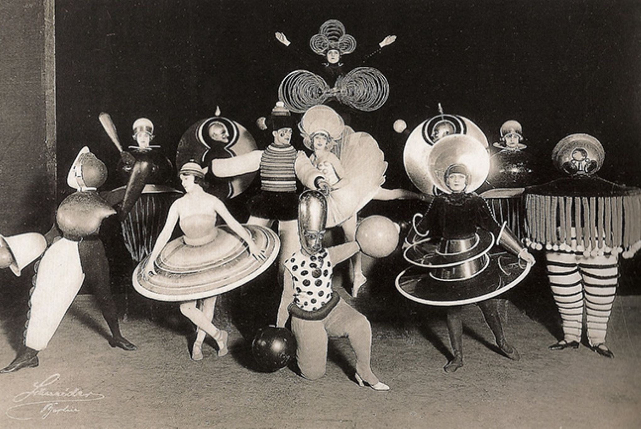 Film: Oskar Schlemmer – Triadisk ballet (1923)